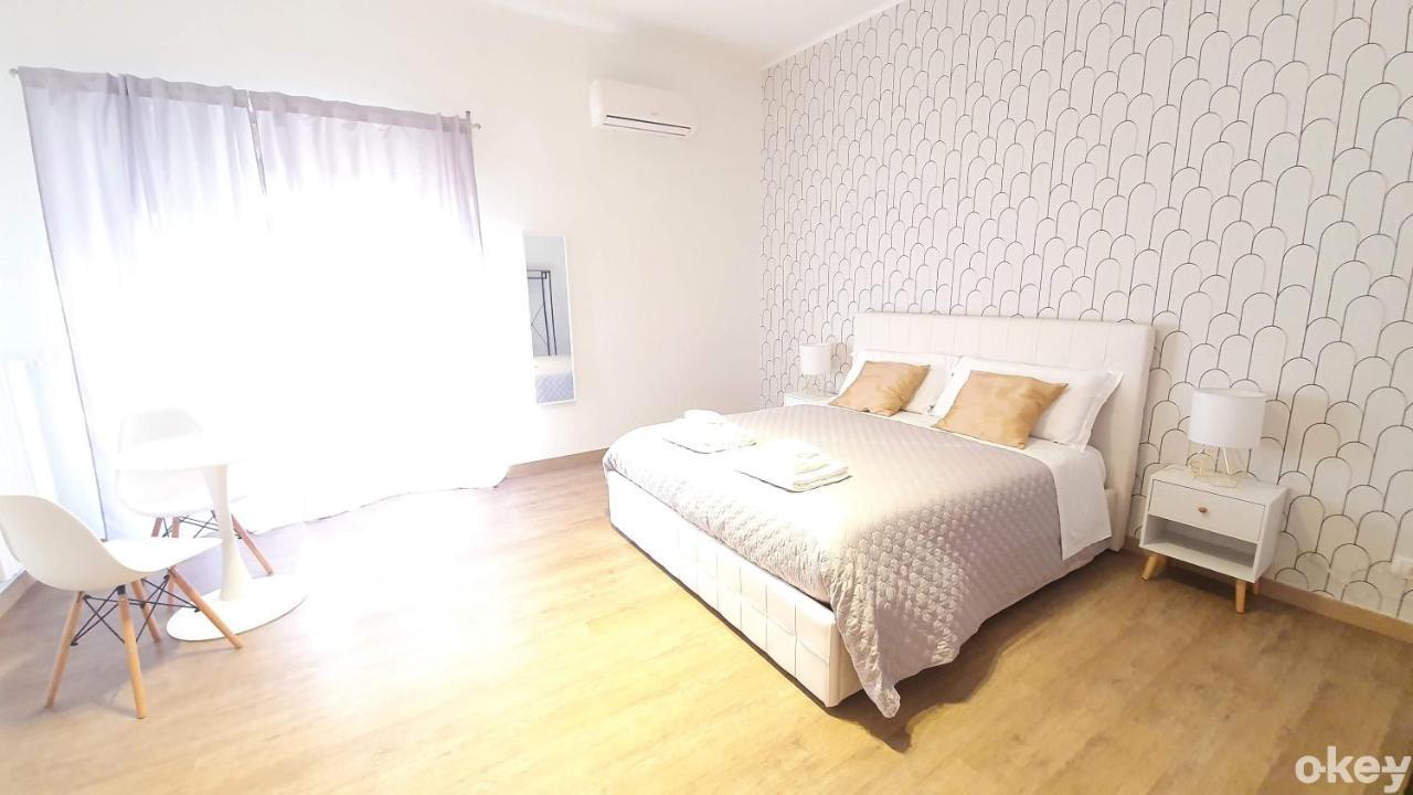Twin Room Apulia Accommodation - Bari Policlinico Екстер'єр фото